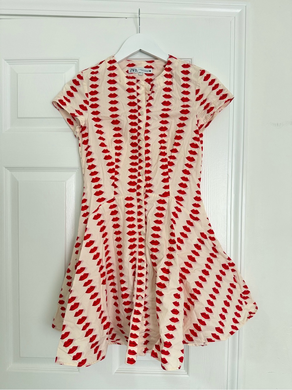 Zara Cream Dress with Red Lip-Print